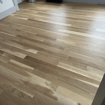 Diorio Flooring - a hardwood floor in a house - Flooring Near Me - Nashua, New Hampshire
