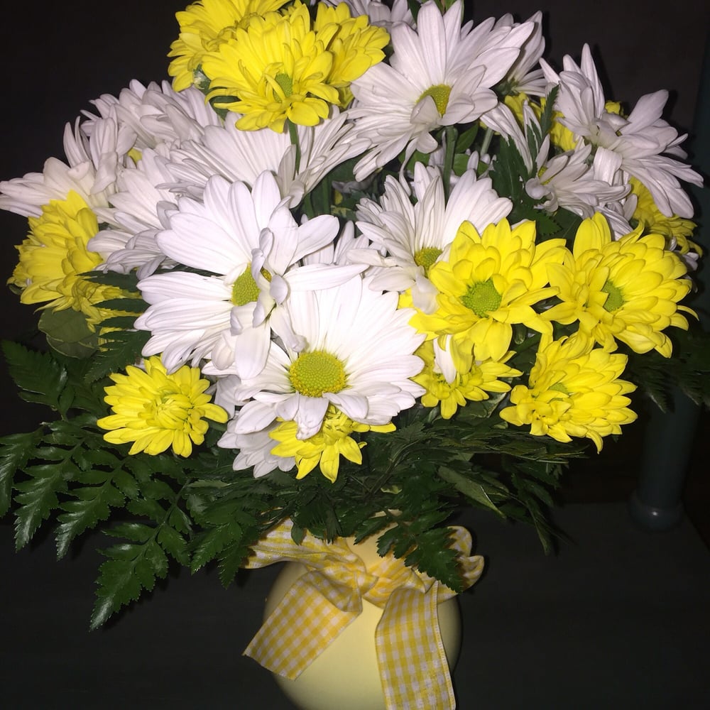 SNYDER’S FLOWERS Updated October 2024 13 Photos & 16 Reviews 505