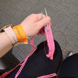 Harold C. Simmons Comprehensive Cancer Center Radiation Oncology - Knitting while I wait