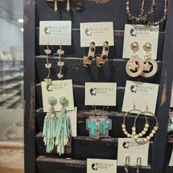 Kelly Jo Designs by Wine - Moore jewelry for sale