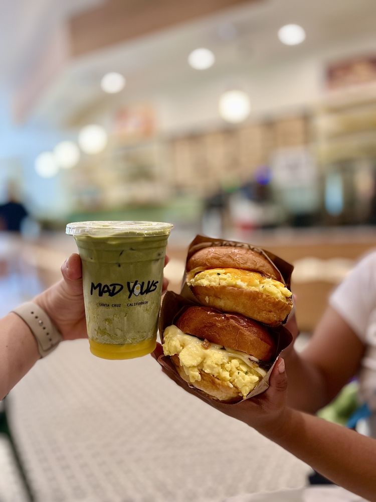 MAD YOLKS Updated July 2024 637 Photos & 607 Reviews 1411 Pacific