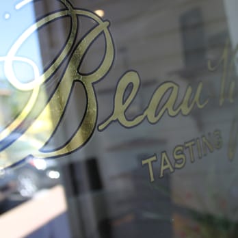 Beau Vigne - a close up of a sign on a window - Wineries Near Me - Yountville, California Beau Vigne - a close up of a sign on a window - Wineries Near Me - Yountville, California