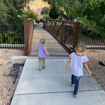 SPRINGVILLE PUBLIC LIBRARY - Updated February 2026 - 13 Photos - 45 S ...