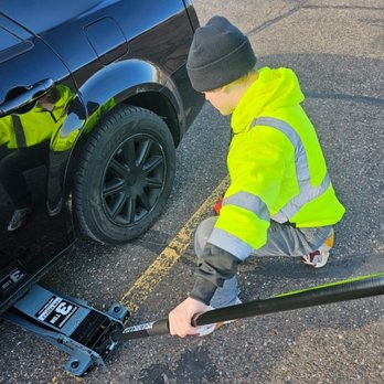 Easy Roadside Assistance - Roadside Assistance Near Me - Green Bay, Wisconsin Easy Roadside Assistance - Roadside Assistance Near Me - Green Bay, Wisconsin