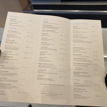 Blue Bottle Coffee - Wolf Point - Menu - Coffee & Tea Near Me - Chicago, Illinois