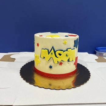 Jennivee’s Bakery - The cake I got. - Desserts Near Me - Chicago, Illinois