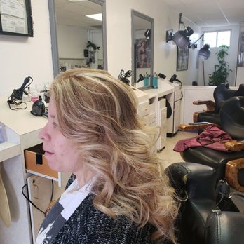 Venus Beauty Shop - Rayos con color - Hair Salons Near Me - Pico Rivera, California Venus Beauty Shop - Rayos con color - Hair Salons Near Me - Pico Rivera, California