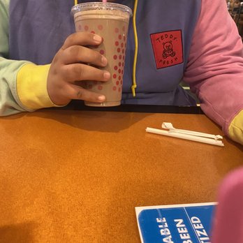 Baskin-Robbins - Chocolate shake - Ice Cream & Frozen Yogurt Near Me - Las Vegas, Nevada Baskin-Robbins - Chocolate shake - Ice Cream & Frozen Yogurt Near Me - Las Vegas, Nevada