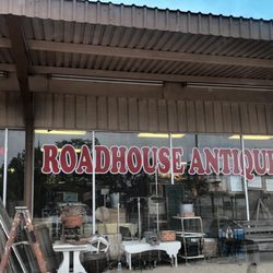 RoadHouse Antiques - Small shop, lots of cool stuff.
