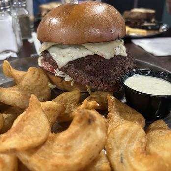 Sully's GastroPub - Burgers Near Me - Idaho Falls, Idaho