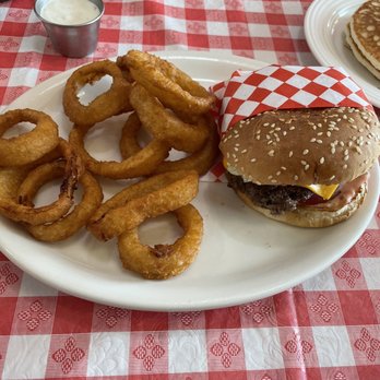 Roys Cafe - Onion rings perfectly cooked - Cafes Near Me - Barstow, California Roys Cafe - Onion rings perfectly cooked - Cafes Near Me - Barstow, California