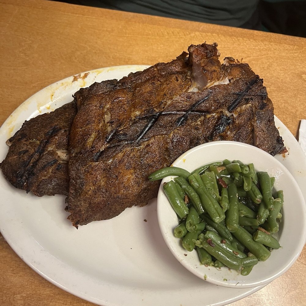 Texas Roadhouse - Full Slab Ribs (no sauce) and Green Beans - Steakhouses Near Me - Coon Rapids, Minnesota