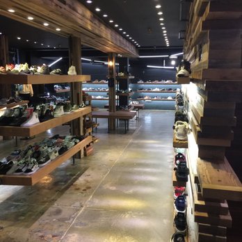 Neo39 - Shoe Stores Near Me - Pasadena, California