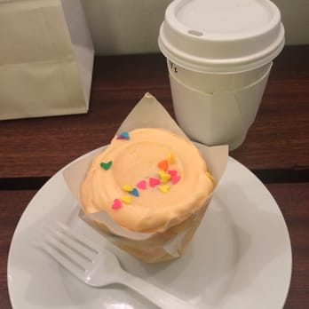 Baked & Wired - From Saturday (26 Dec 2015): "Uniporn Rain-hoes".  After four years back in D.C., I'm finally sampling these famous cupcakes! - Bakeries Near Me - Washington, DC, District of Columbia
