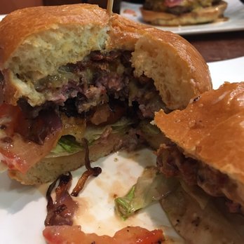 310 Eatery - Burgers Near Me - Albany, California 310 Eatery - Burgers Near Me - Albany, California