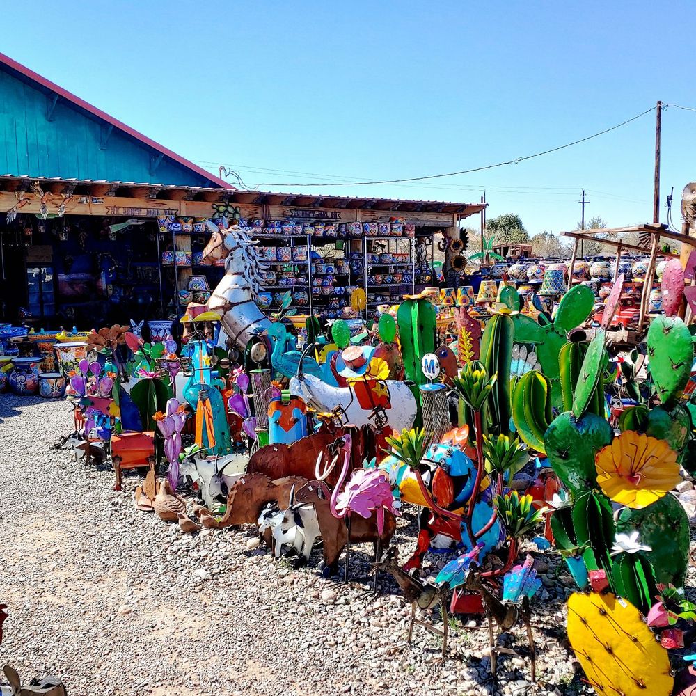 Rustic Arrow: Wholesale Mexican Imports, Metal Art Decor, Wrought Iron,  Wood Decor \u0026 Furniture, image size:1000x1000