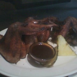 Bahama Breeze - Jerk chicken wings and delicious sauce