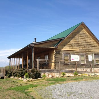 Dobbins Creek Vineyard - a rustic cabin - Wineries Near Me - Hamptonville, North Carolina