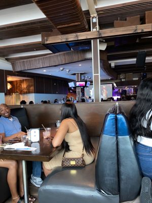 Suite Food Lounge by null