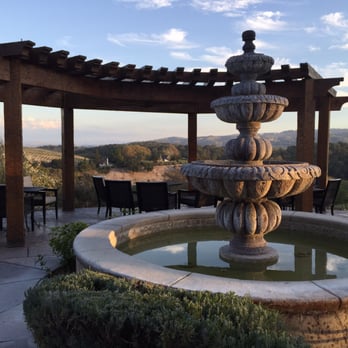 Croad Vineyards - Wineries Near Me - Paso Robles, California