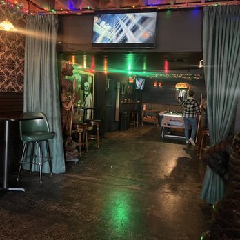 Salty Frog - Pool - Dive Bars Near Me - Imperial Beach, California