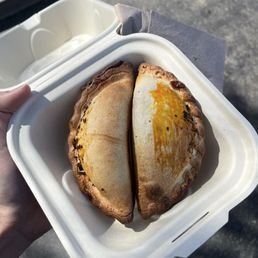 meat pies (chicken and beef) meat pies (chicken and beef)