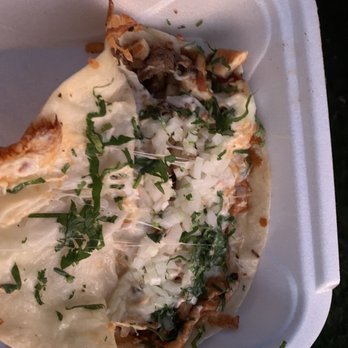 Taqueria La Loma - Inside of the chicken quesadilla (chicken, cheese, onions, cilantro) - Mexican Near Me - Akron, Ohio