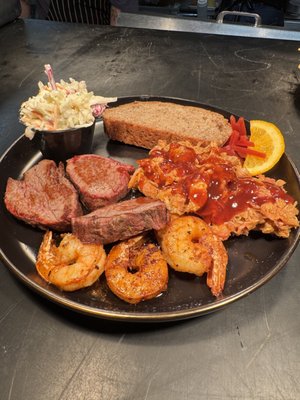 Captain Scurvy's & Black Dragon Den by null