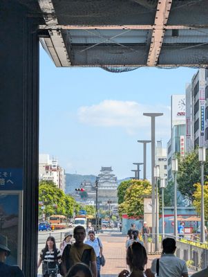 Himeji Castle by null