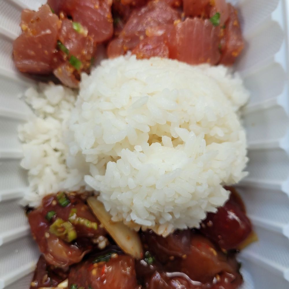 Fresh Catch - My choice is the Old School Poke and Spicey Shoyu Bowl. - Hawaiian Near Me - Honolulu, Hawaii Fresh Catch - My choice is the Old School Poke and Spicey Shoyu Bowl. - Hawaiian Near Me - Honolulu, Hawaii
