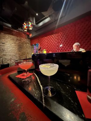 Nye's Bar by null