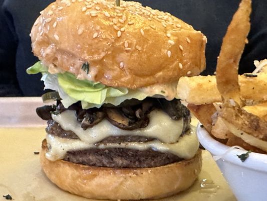 Wehunt’s Select Burger by null