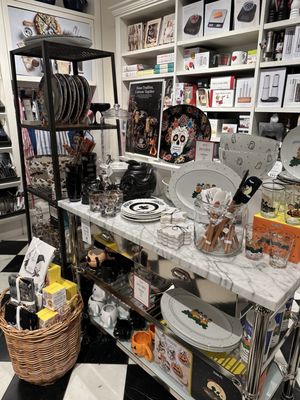 Williams-Sonoma by null