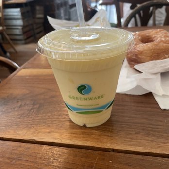 Molly’s Courtyard Cafe - A sunny day on Philadelphia smoothie - Coffee & Tea Near Me - York, Pennsylvania Molly’s Courtyard Cafe - A sunny day on Philadelphia smoothie - Coffee & Tea Near Me - York, Pennsylvania
