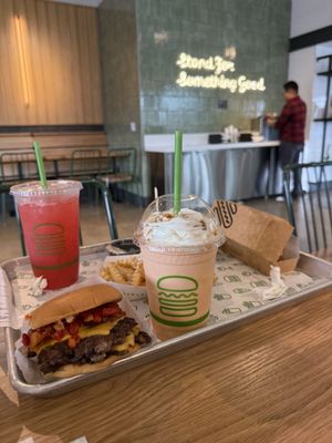 Shake Shack Westgate by null