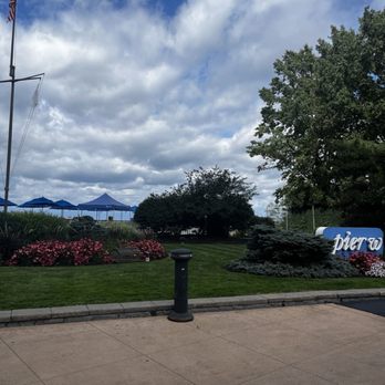 Pier W - Seafood Near Me - Lakewood, Ohio Pier W - Seafood Near Me - Lakewood, Ohio
