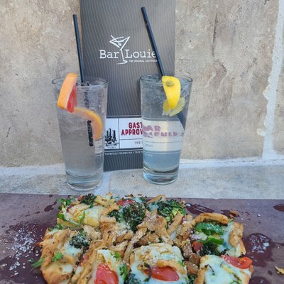 Bar Louie - The Woodlands by null