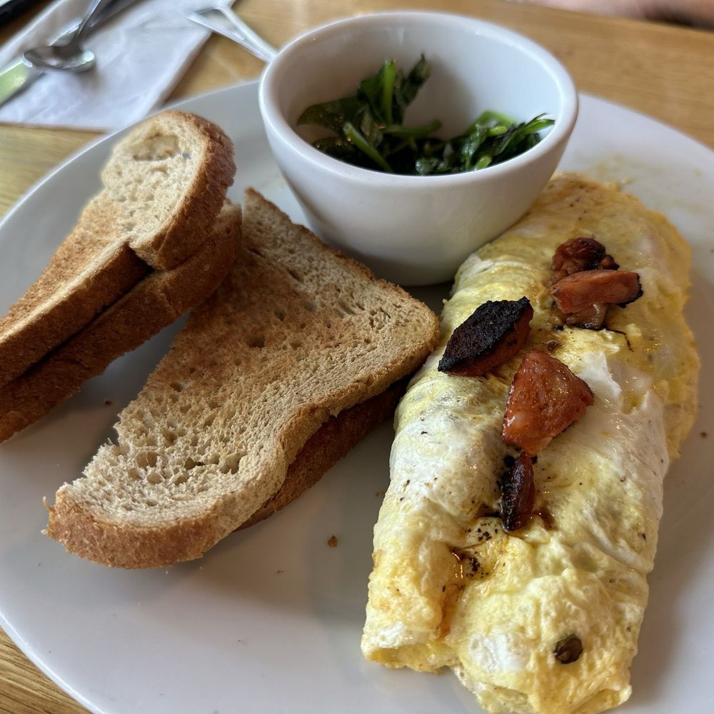 Bay Leaf Cafe - Linguisa, mushroom, and tomato omelette with a spinach substitution for low carb. - Breakfast & Brunch Near Me - Concord, California