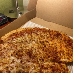 Bellacino's Pizza & Grinders - Pepperoni Pizza