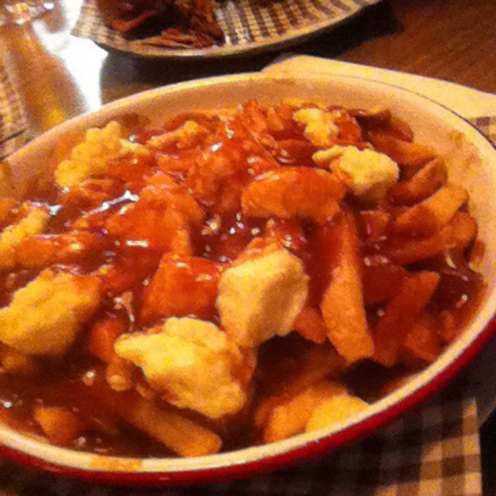 Bread Meats Bread - Poutine! - Burgers Near Me - Edinburgh, EDH Bread Meats Bread - Poutine! - Burgers Near Me - Edinburgh, EDH