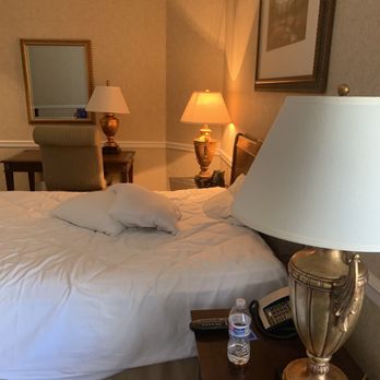 The Drake - The lamp that is lit is the only one in the room that worked - Hotels Near Me - Chicago, Illinois The Drake - The lamp that is lit is the only one in the room that worked - Hotels Near Me - Chicago, Illinois