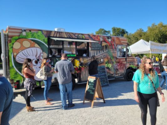 Omnivorium Food Truck by null