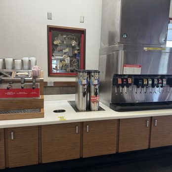 Arby's - Drink fountain - Fast Food Near Me - Waller, Texas