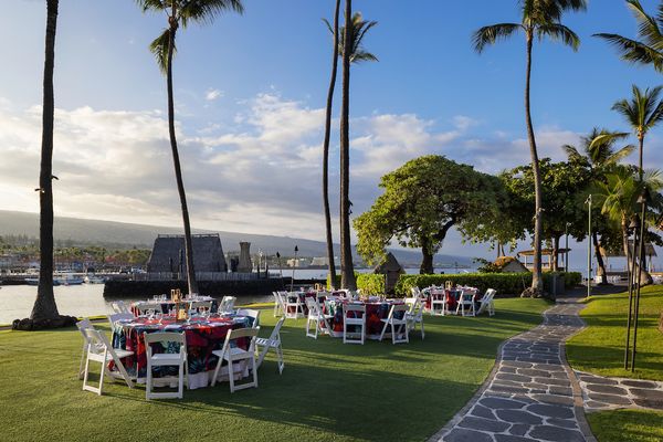 Courtyard by Marriott King Kamehameha's Kona Beach Hotel by null