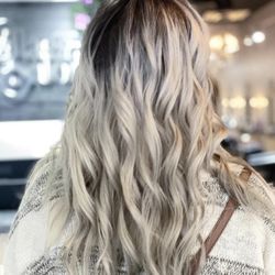 Village Salon - Icy Girl
*
 ( # @ellynmortell_villagesalon )