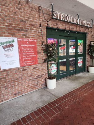 Stromboli Pizza by null