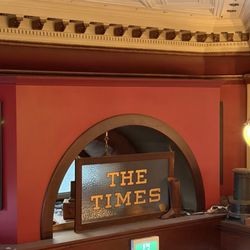 Irish Times Pub