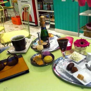 The Chocolate Box - Ontbijtje - Coffee & Tea Near Me - Antwerp, VAN