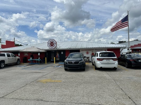 The Best Stop Supermarket by null