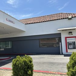 Bank of America Financial Center - Drive thru teller